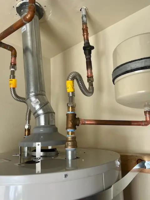 Water heater installation and plumbing repair in Walnut Bottom